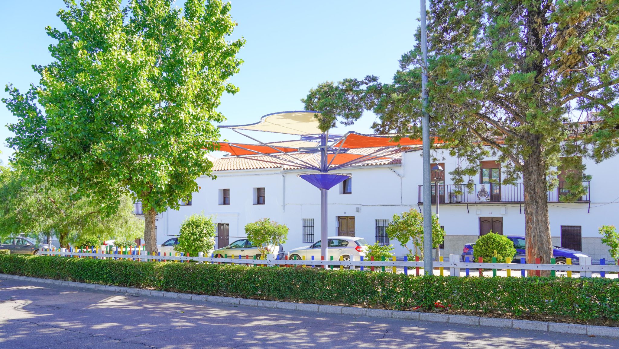 toldo flor ensombra en parque infantil 10